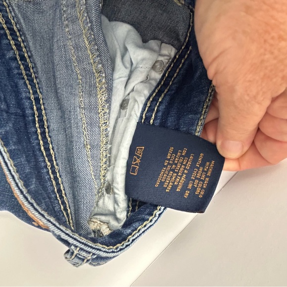 Seven7 Denim Distressed Blue Jean Shorts Size 4 Women's - Picture 7 of 8